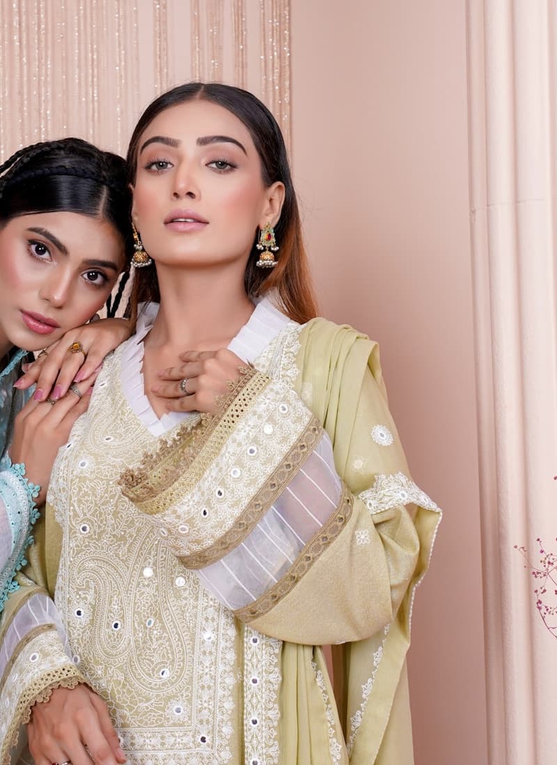 Pakistani Suits